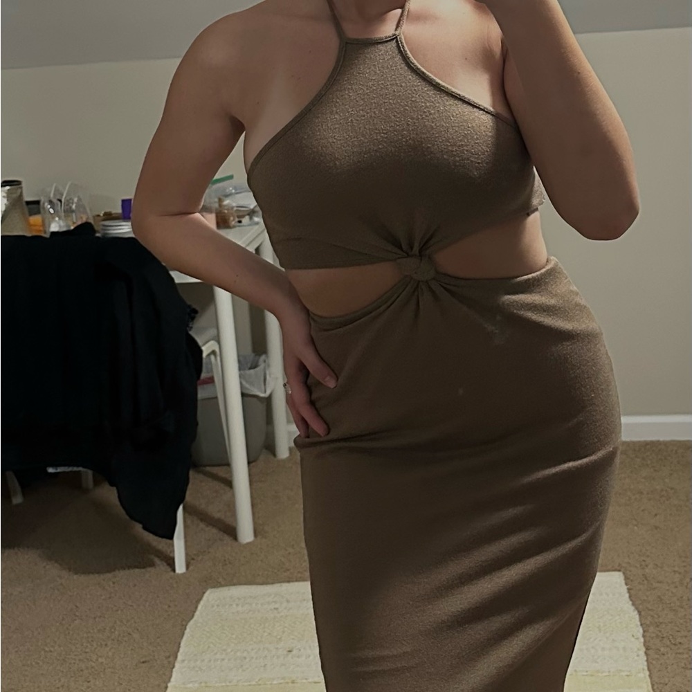 Hello Molly Midi dress